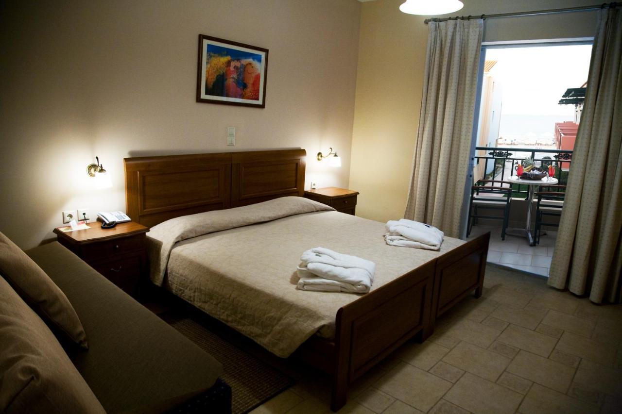 Mediterranean Beach Resort Laganas Quarto foto